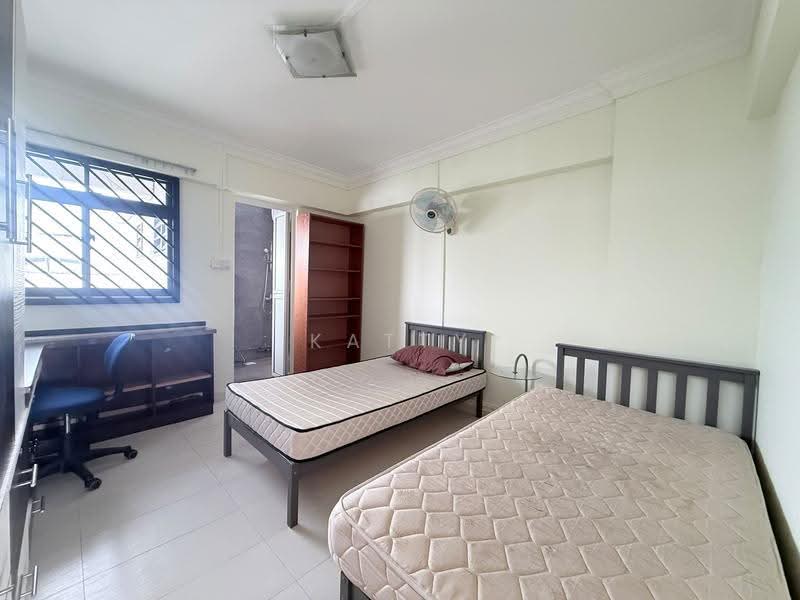 868 Yishun Street 81, 868 Yishun Street 81, Sembawang / Yishun, 3 Bedrooms, 84 sqft, HDB Flat For Rent, by Katty Lam, 500263541 - PropertyGuru.com.sg
