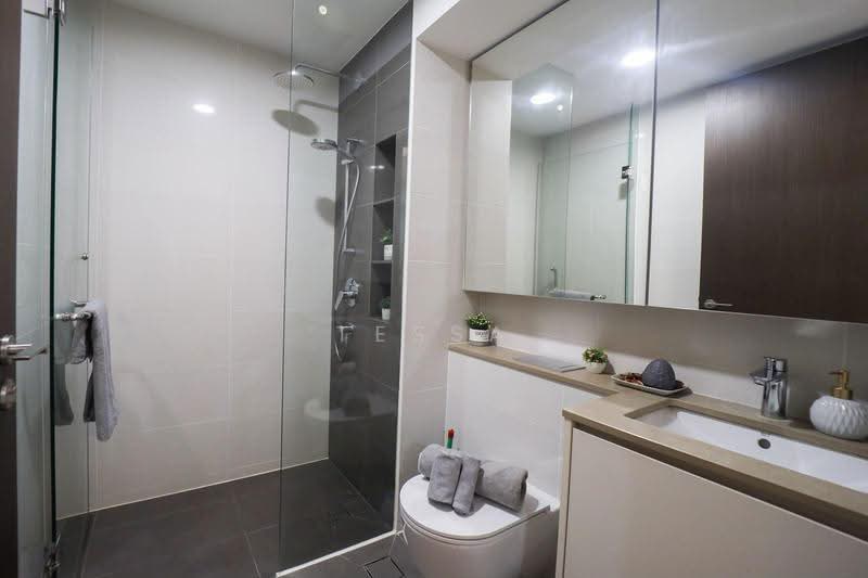 The Gazania, 5 How Sun Drive, Hougang / Punggol / Sengkang, 2 Bedrooms, 700 sqft, Condominium For Sale, by Tessa Pan, 500263549 - PropertyGuru.com.sg
