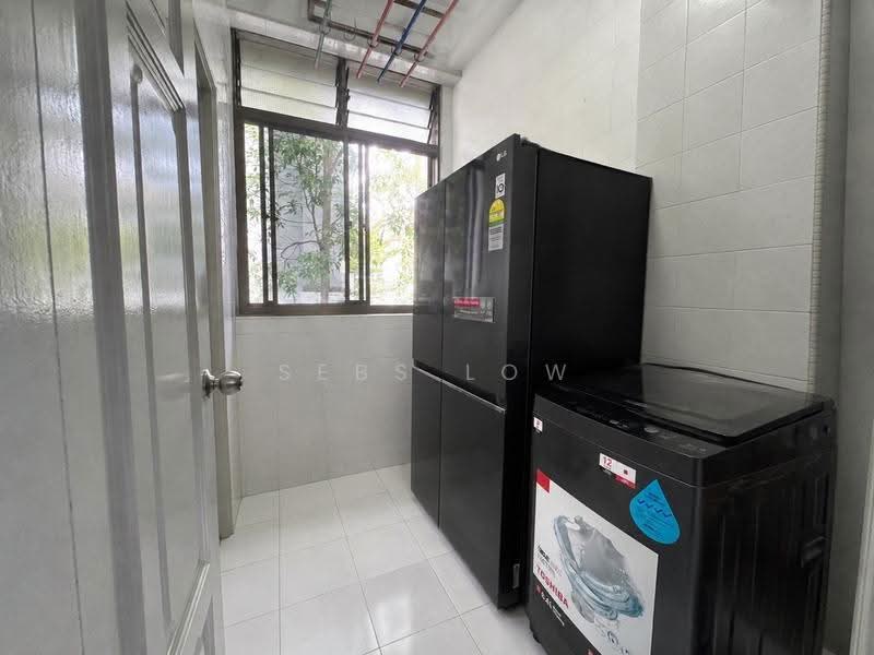 142 Lorong J Telok Kurau, East Coast / Marine Parade, 3 Bedrooms, 1,442 sqft, Walk-up Apartment For Sale, by Sebs Low, 500263550 - PropertyGuru.com.sg