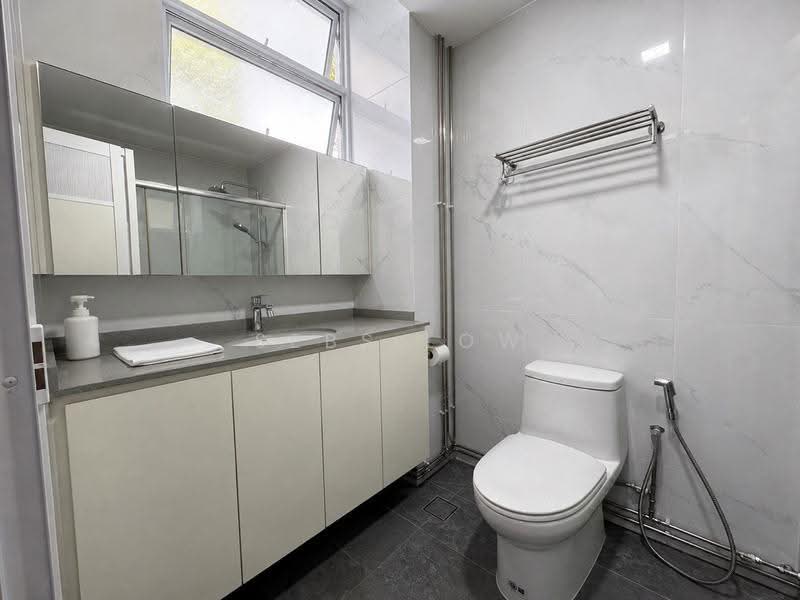 142 Lorong J Telok Kurau, East Coast / Marine Parade, 3 Bedrooms, 1,442 sqft, Walk-up Apartment For Sale, by Sebs Low, 500263550 - PropertyGuru.com.sg