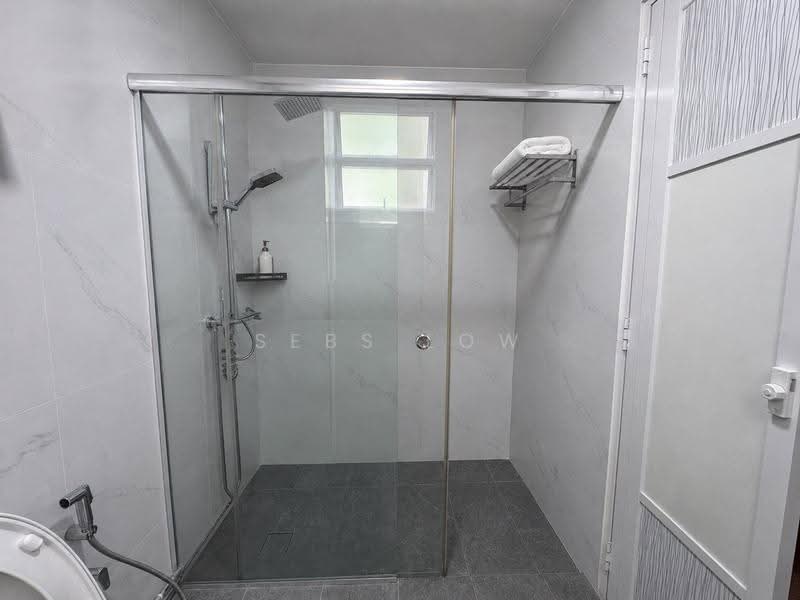 142 Lorong J Telok Kurau, East Coast / Marine Parade, 3 Bedrooms, 1,442 sqft, Walk-up Apartment For Sale, by Sebs Low, 500263550 - PropertyGuru.com.sg