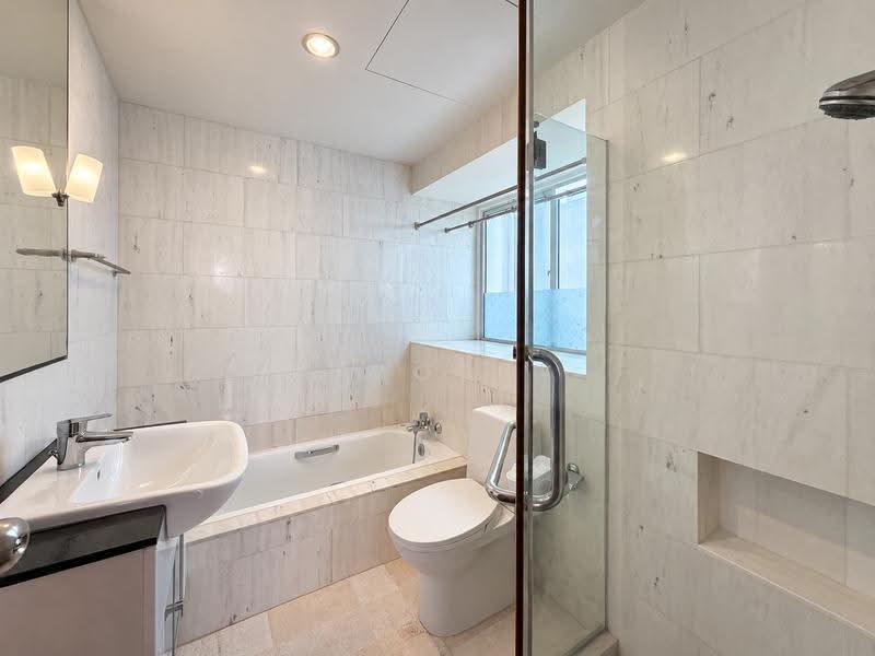 Cote D'Azur, 62 Marine Parade Road, East Coast / Marine Parade, 2 Bedrooms, 1,109 sqft, Condominium For Sale, by Timothy Choo Jun Hong, 500263565 - PropertyGuru.com.sg