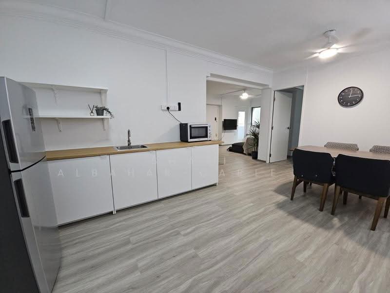 126 Pasir Ris Street 11, 126 Pasir Ris Street 11, Pasir Ris / Tampines, 3 Bedrooms, 1,109 sqft, HDB Flat For Sale, by Shari Albahar-Carlesater, 500263568 - Kitchen - PropertyGuru.com.sg