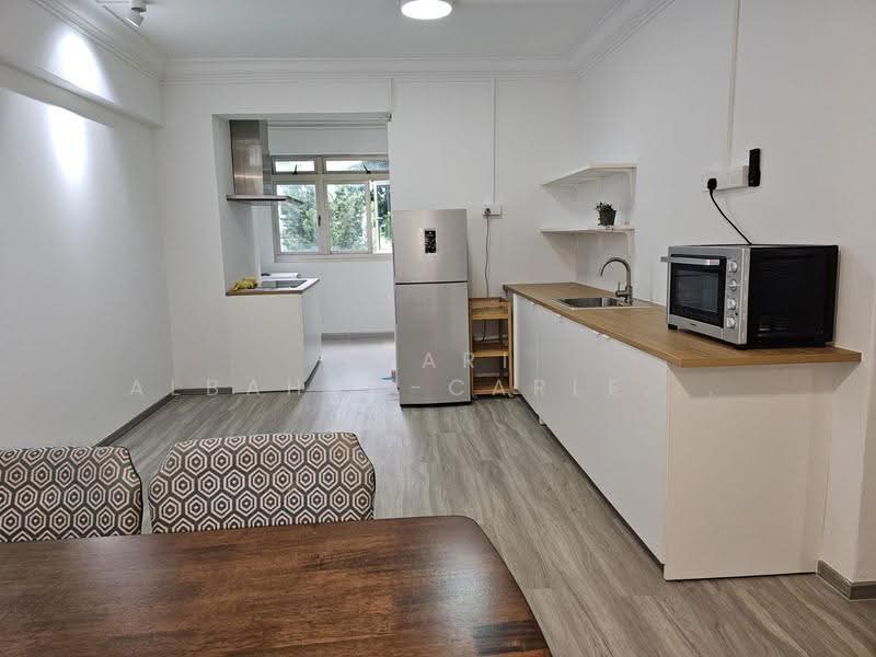 126 Pasir Ris Street 11, 126 Pasir Ris Street 11, Pasir Ris / Tampines, 3 Bedrooms, 1,109 sqft, HDB Flat For Sale, by Shari Albahar-Carlesater, 500263568 - Kitchen - PropertyGuru.com.sg