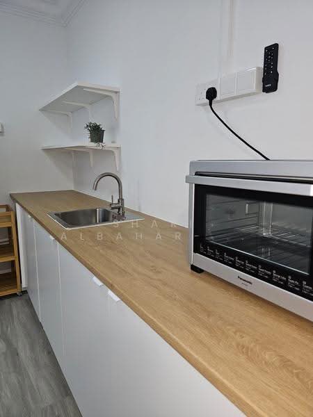 126 Pasir Ris Street 11, 126 Pasir Ris Street 11, Pasir Ris / Tampines, 3 Bedrooms, 1,109 sqft, HDB Flat For Sale, by Shari Albahar-Carlesater, 500263568 - Kitchen - PropertyGuru.com.sg