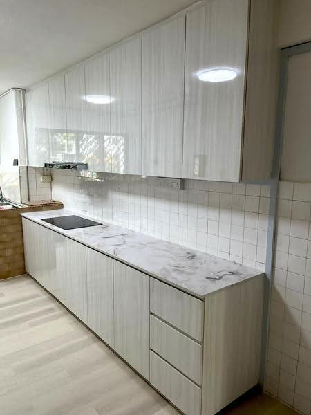 506 West Coast Drive, 506 West Coast Drive, Buona Vista / West Coast / Clementi New Town, 2 Bedrooms, 743 sqft, HDB Flat For Rent, by Joseph Yi, 500263583 - Kitchen Cabinet - PropertyGuru.com.sg