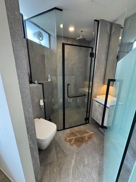 Mandarin Gardens, 5 Siglap Road, East Coast / Marine Parade, 1 Bedroom, 732 sqft, Condominium For Rent, by Shermeen Chow, 500263592 - Bathroom - PropertyGuru.com.sg