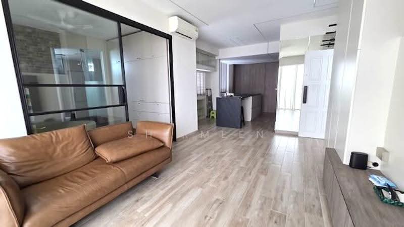 Mandarin Gardens, 5 Siglap Road, East Coast / Marine Parade, 1 Bedroom, 732 sqft, Condominium For Rent, by Shermeen Chow, 500263592 - Living - PropertyGuru.com.sg