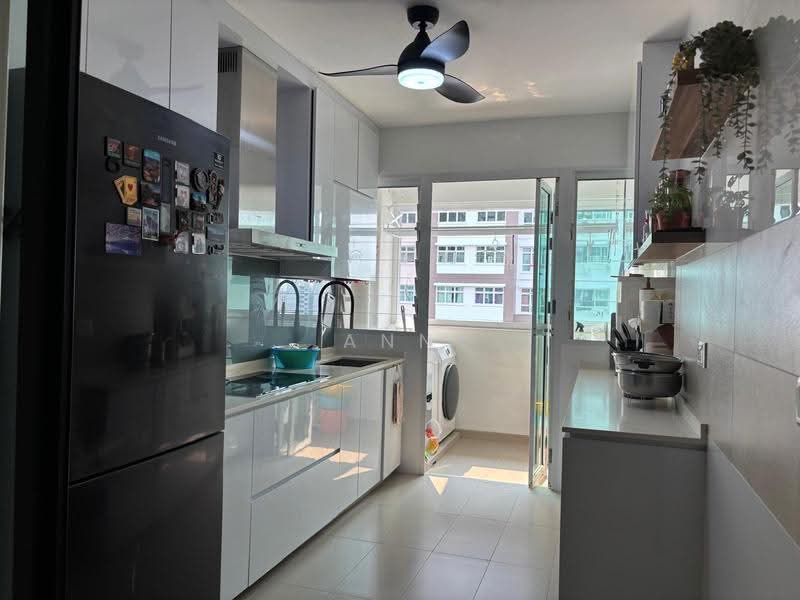 453B Bukit Batok West Avenue 6, 453B Bukit Batok West Avenue 6, Dairy Farm / Bukit Panjang / Choa Chu Kang, 4 Bedrooms, 1,238 sqft, HDB Flat For Sale, by Ann Pua, 500263602 - Kitchen - PropertyGuru.com.sg