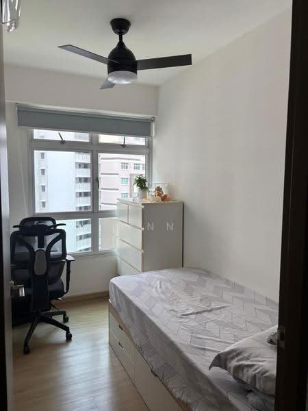 453B Bukit Batok West Avenue 6, 453B Bukit Batok West Avenue 6, Dairy Farm / Bukit Panjang / Choa Chu Kang, 4 Bedrooms, 1,238 sqft, HDB Flat For Sale, by Ann Pua, 500263602 - Bedroom - PropertyGuru.com.sg