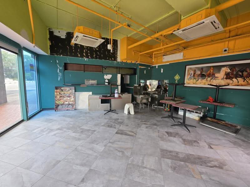 Grandlink Square, 511 Guillemard Road, Eunos / Geylang / Paya Lebar, 1,200 sqft, Mall Shop For Rent, by Paul Chen, 500263604 - Interior - CommercialGuru.com.sg