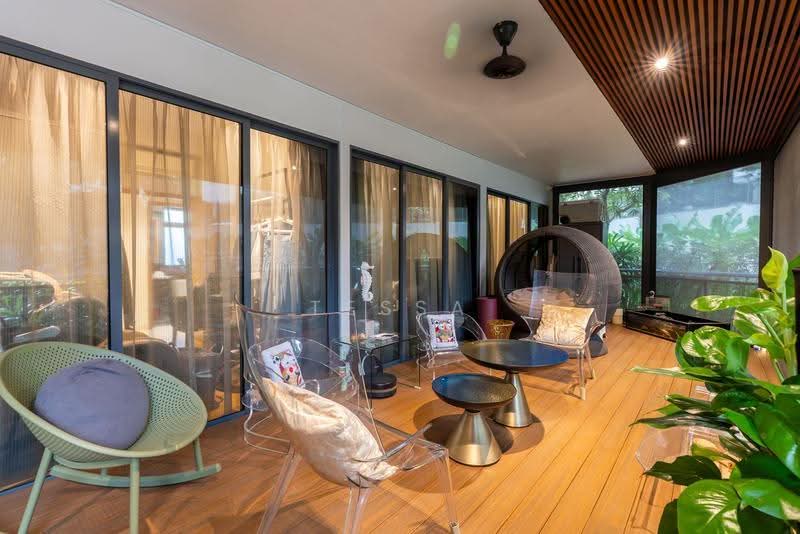 Parc Olympia, 60 Flora Drive, Changi Airport / Changi Village, 3 Bedrooms, 1,453 sqft, Condominium For Sale, by Tessa Pan, 500263616 - Balcony - PropertyGuru.com.sg