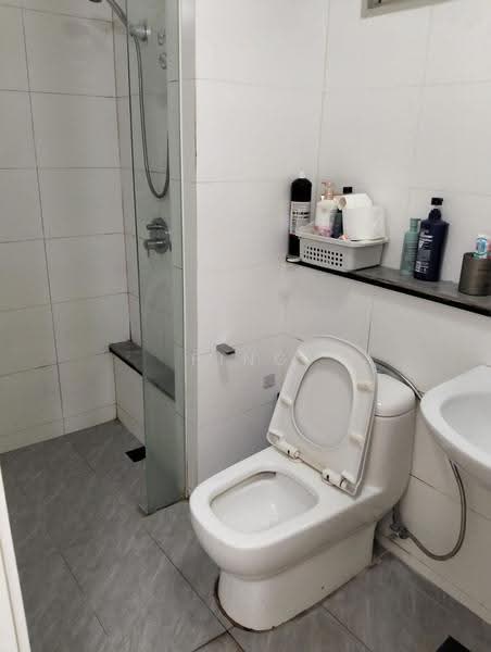 The Centris, 65 Jurong West Central 3, Boon Lay / Jurong / Tuas, Room Rental, 20 sqft, Apartment For Rent, by Ping Neo, 500263620 - Bathroom - PropertyGuru.com.sg