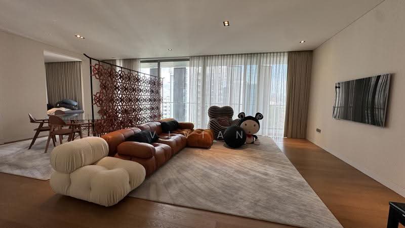 Hilltops, 99 Cairnhill Circle, Orchard / River Valley, 4 Bedrooms, 5,317 sqft, Condominium For Rent, by Vivian Wang, 500263621 - Living Room - PropertyGuru.com.sg