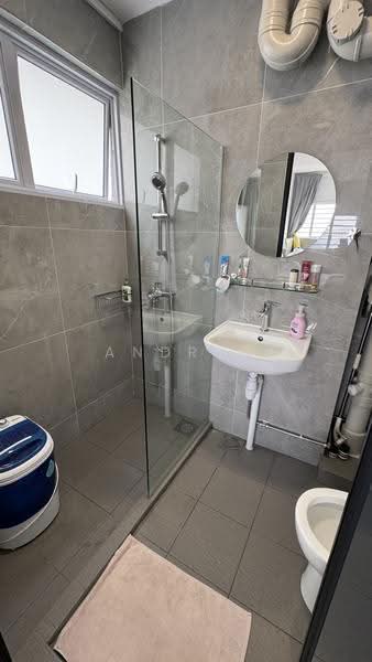 79 Marine Drive, 79 Marine Drive, East Coast / Marine Parade, 3 Bedrooms, 1,291 sqft, HDB Flat For Sale, by Andrew Yong, 500263623 - Bathroom - PropertyGuru.com.sg
