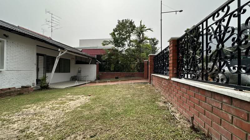 Opera Estate, Jalan Bangsawan, East Coast / Marine Parade, 3 Bedrooms, 1,500 sqft, Semi-Detached House For Sale, by Alfred Ng, 500263625 - PropertyGuru.com.sg
