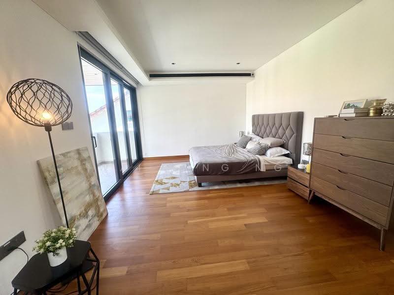 Braddell Heights Estate, Matlock Rise, Macpherson / Potong Pasir, 5 Bedrooms, 8,969 sqft, Bungalow House For Sale, by Wai Ming Ng, 500263631 - Bedroom - PropertyGuru.com.sg