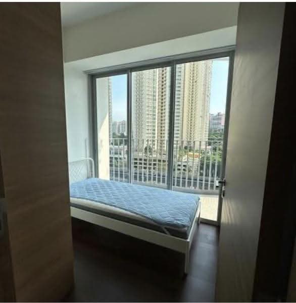 Queens Peak, 3 Dundee Road, Alexandra / Commonwealth, 2 Bedrooms, 807 sqft, Condominium For Rent, by Fu Wei, 500263645 - Bedroom - PropertyGuru.com.sg