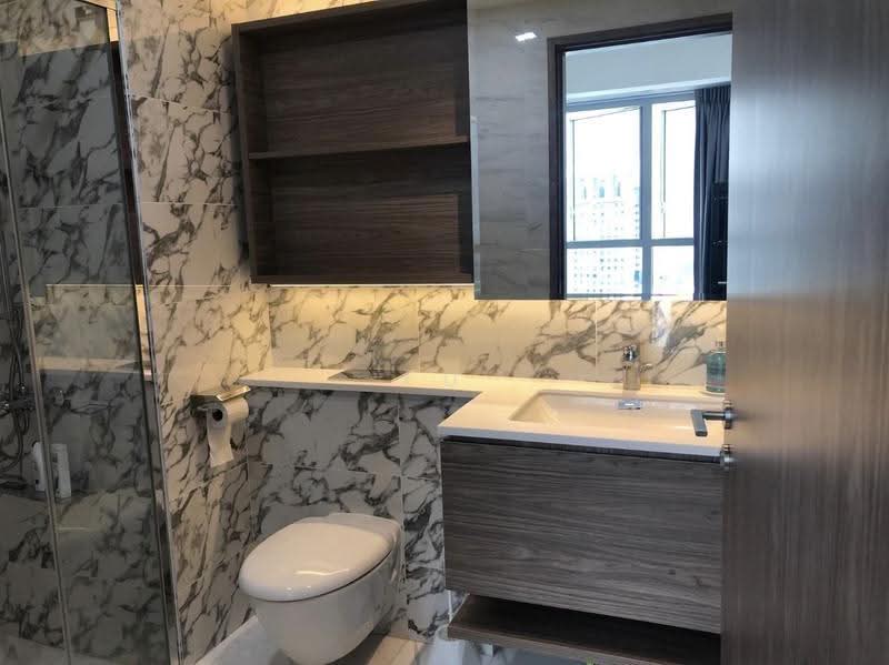 Queens Peak, 3 Dundee Road, Alexandra / Commonwealth, 2 Bedrooms, 807 sqft, Condominium For Rent, by Fu Wei, 500263645 - Bathroom - PropertyGuru.com.sg
