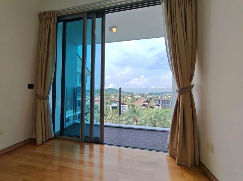 The Azure, 201 Ocean Drive, Harbourfront / Telok Blangah, 3 Bedrooms, 1,711 sqft, Condominium For Rent, by Yi Yun Shone Zhang, 500263646 - Balcony - PropertyGuru.com.sg