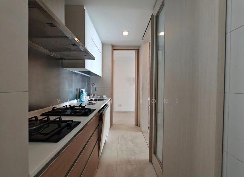 The Azure, 201 Ocean Drive, Harbourfront / Telok Blangah, 3 Bedrooms, 1,711 sqft, Condominium For Rent, by Yi Yun Shone Zhang, 500263646 - Kitchen - PropertyGuru.com.sg