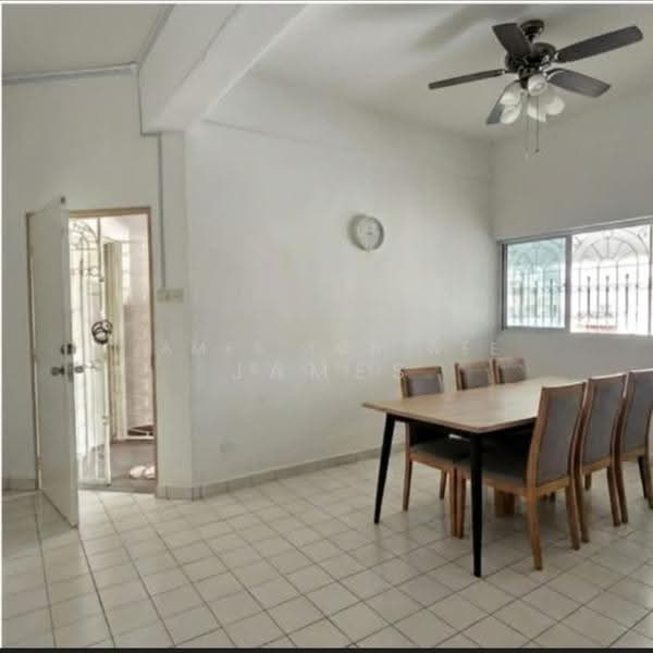 Balestier Plaza, 400 Balestier Road, Balestier / Toa Payoh, Room Rental, 280 sqft, Apartment For Rent, by James Toh Wee Kiong, 500263656 - Dining Room - PropertyGuru.com.sg