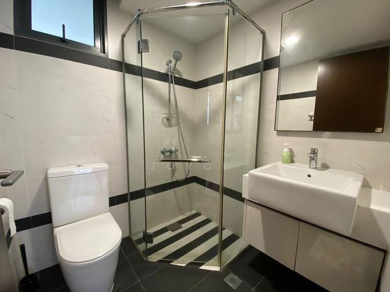 Symphony Suites, 1 Yishun Close, Sembawang / Yishun, Room Rental, 120 sqft, Condominium For Rent, by Joyce Tan, 500263665 - Bathroom - PropertyGuru.com.sg