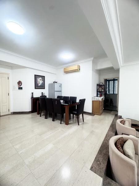 The Makena, 123 Meyer Road, East Coast / Marine Parade, 3 Bedrooms, 1,582 sqft, Condominium For Sale, by Iris Ng, 500263666 - Dining Room - PropertyGuru.com.sg