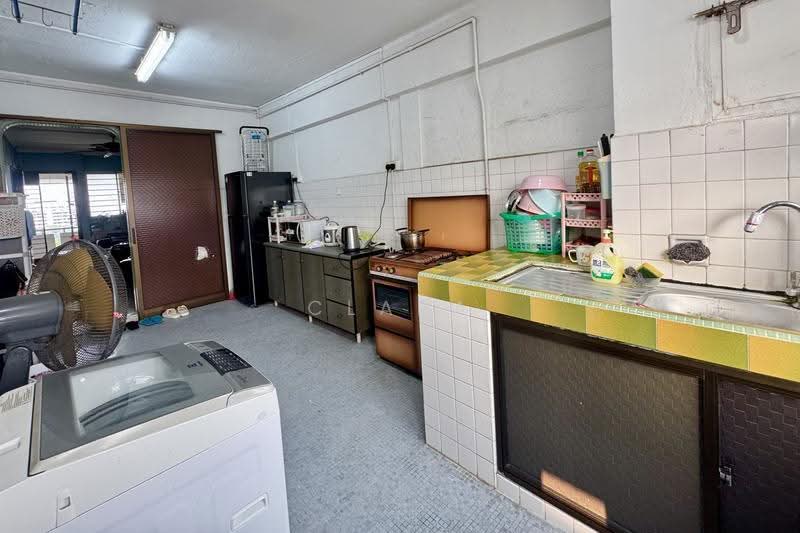440 Ang Mo Kio Avenue 10, 440 Ang Mo Kio Avenue 10, Ang Mo Kio / Bishan / Thomson, 2 Bedrooms, 721 sqft, HDB Flat For Rent, by Clara Koh, 500263667 - Kitchen - PropertyGuru.com.sg
