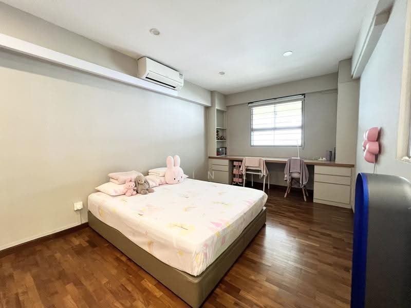 728 Clementi West Street 2, 728 Clementi West Street 2, Buona Vista / West Coast / Clementi New Town, 2 Bedrooms, 732 sqft, HDB Flat For Rent, by Kevin Li, 500263668 - Bedroom - PropertyGuru.com.sg