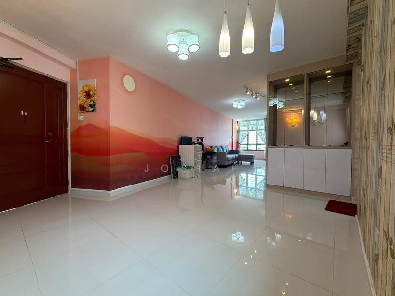 678D Jurong West Street 64, 678D Jurong West Street 64, Boon Lay / Jurong / Tuas, 3 Bedrooms, 1,184 sqft, HDB Flat For Sale, by Josiah Lau, 500263672 - Living Room - PropertyGuru.com.sg