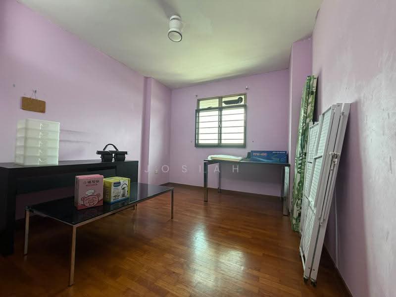 678D Jurong West Street 64, 678D Jurong West Street 64, Boon Lay / Jurong / Tuas, 3 Bedrooms, 1,184 sqft, HDB Flat For Sale, by Josiah Lau, 500263672 - Common Room 2 - PropertyGuru.com.sg