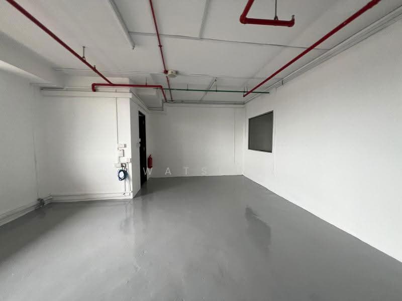Loyang Enterprise Building, 56 Loyang Way, Changi Airport / Changi Village, 4,069 sqft, Factory / Workshop (B2) For Sale, by Watson Poh, 500263676 - Interior - CommercialGuru.com.sg