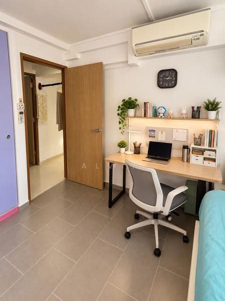 17 Beach Road, 17 Beach Road, Beach Road / Bugis / Rochor, 3 Bedrooms, 829 sqft, HDB Flat For Sale, by Alvin Tay, 500263679 - Common room 1 - PropertyGuru.com.sg