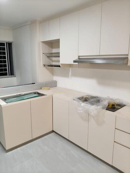 108 Woodlands Street 13, 108 Woodlands Street 13, Admiralty / Woodlands, 3 Bedrooms, 1,097 sqft, HDB Flat For Rent, by Ng Han Min, 500263685 - Kitchen - PropertyGuru.com.sg