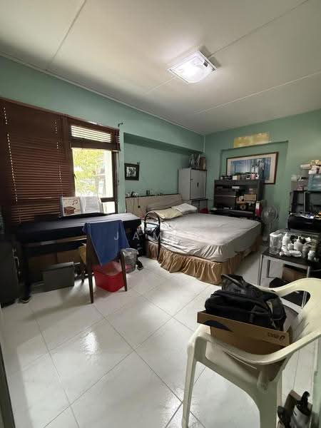 666B Jurong West Street 65, 666B Jurong West Street 65, Boon Lay / Jurong / Tuas, 3 Bedrooms, 1,399 sqft, HDB Flat For Sale, by James Hong, 500263695 - Master Bedroom - PropertyGuru.com.sg
