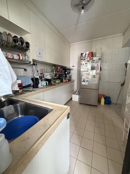666B Jurong West Street 65, 666B Jurong West Street 65, Boon Lay / Jurong / Tuas, 3 Bedrooms, 1,399 sqft, HDB Flat For Sale, by James Hong, 500263695 - Kitchen - PropertyGuru.com.sg