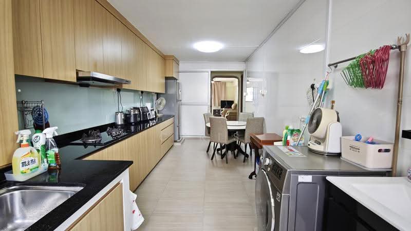 442 Ang Mo Kio Avenue 10, 442 Ang Mo Kio Avenue 10, Ang Mo Kio / Bishan / Thomson, 3 Bedrooms, 990 sqft, HDB Flat For Rent, by Chris Chua, 500263696 - Kitchen - PropertyGuru.com.sg