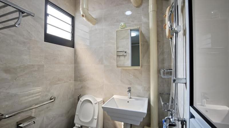 442 Ang Mo Kio Avenue 10, 442 Ang Mo Kio Avenue 10, Ang Mo Kio / Bishan / Thomson, 3 Bedrooms, 990 sqft, HDB Flat For Rent, by Chris Chua, 500263696 - Bathroom - PropertyGuru.com.sg