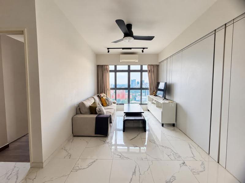 53 Strathmore Avenue, 53 Strathmore Avenue, Alexandra / Commonwealth, 2 Bedrooms, 667 sqft, HDB Flat For Sale, by Wesley Yuen, 500263699 - Living Room - PropertyGuru.com.sg