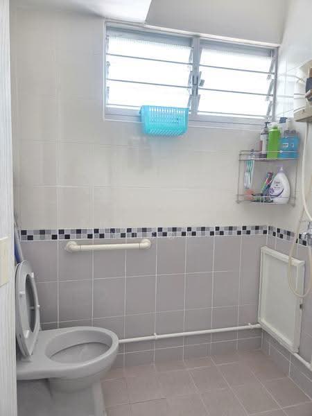 55 Chai Chee Drive, 55 Chai Chee Drive, Bedok / Upper East Coast, 1 Bedroom, 73 sqft, HDB Flat For Rent, by Ann Mohd Yusof, 500263725 - Bathroom - PropertyGuru.com.sg