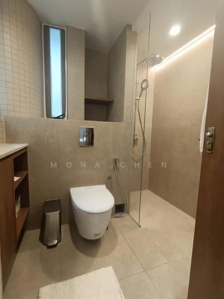 The Tanamera, 5 Tanah Merah Kechil Road, Bedok / Upper East Coast, 2 Bedrooms, 947 sqft, Condominium For Rent, by Mona Chen, 500263726 - Master Bathroom - PropertyGuru.com.sg