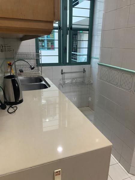West Bay Condo, 56 West Coast Crescent, Buona Vista / West Coast / Clementi New Town, 3 Bedrooms, 1,217 sqft, Condominium For Sale, by Miriam R. Ng, 500263731 - Kitchen - PropertyGuru.com.sg