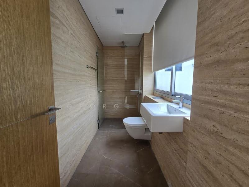 8 Rodyk, 8 Rodyk Street, Orchard / River Valley, 3 Bedrooms, 3,294 sqft, Condominium For Rent, by George Eng, 500263733 - Bathroom - PropertyGuru.com.sg