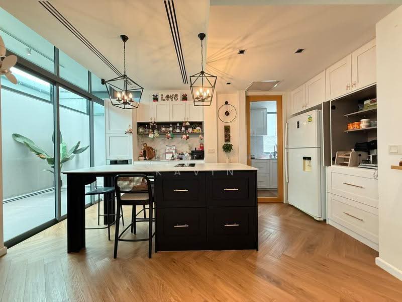 Thomson Three, Brighthill Drive, Ang Mo Kio / Bishan / Thomson, 4 Bedrooms, 3,294 sqft, Cluster House For Sale, by Kavin Kuah, 500263741 - Kitchen - PropertyGuru.com.sg