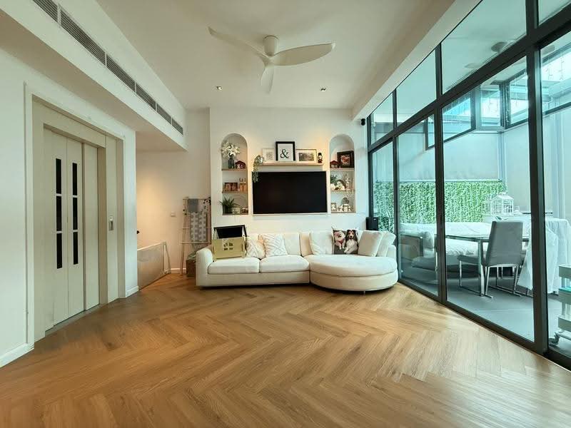 Thomson Three, Brighthill Drive, Ang Mo Kio / Bishan / Thomson, 4 Bedrooms, 3,294 sqft, Cluster House For Sale, by Kavin Kuah, 500263741 - Living Room - PropertyGuru.com.sg