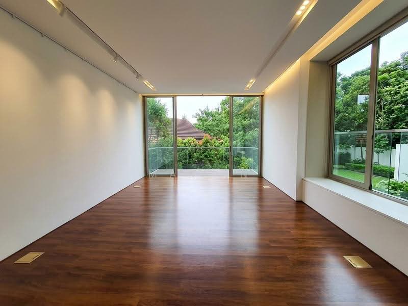 黄金地段 VALUE BUY DETACHED in Semi-Detached Zone!!, Newton / Novena, 5 Bedrooms, 5,000 sqft, Detached House For Sale, by Martin Goh 吴伟楠, 500263742 - Living Room - PropertyGuru.com.sg