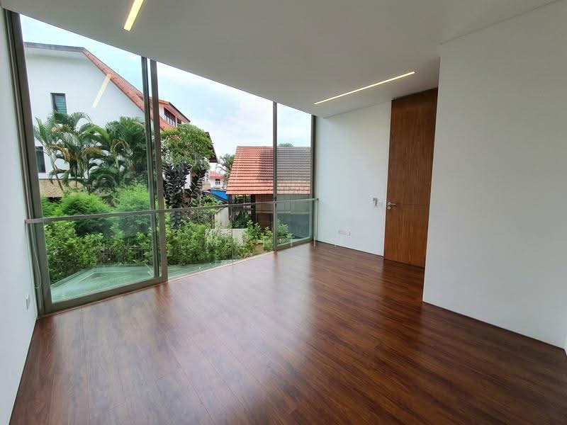黄金地段 VALUE BUY DETACHED in Semi-Detached Zone!!, Newton / Novena, 5 Bedrooms, 5,000 sqft, Detached House For Sale, by Martin Goh 吴伟楠, 500263742 - View - PropertyGuru.com.sg
