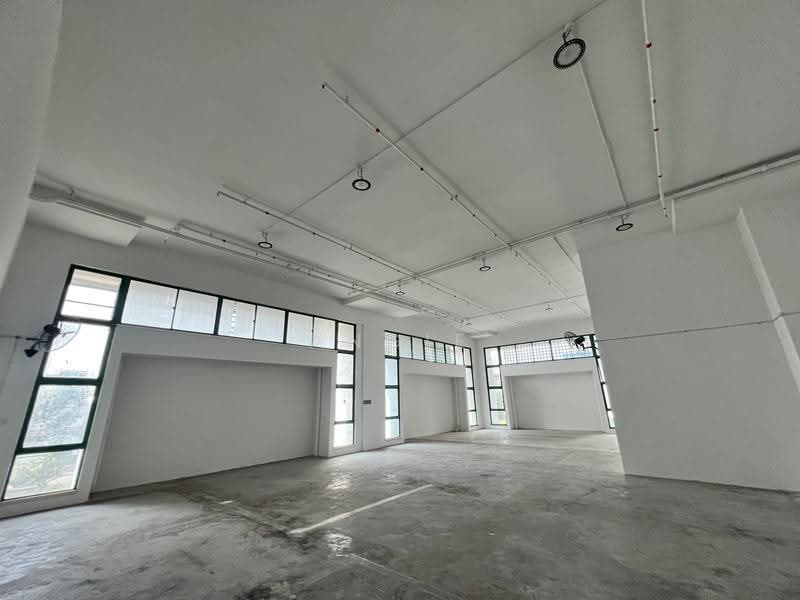 Pantech Business Hub, 192 Pandan Loop, Buona Vista / West Coast / Clementi New Town, 1,970 sqft, Factory / Workshop (B2) For Rent, by Angie Ng, 500263745 - CommercialGuru.com.sg