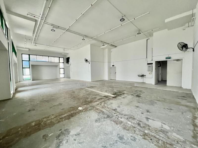Pantech Business Hub, 192 Pandan Loop, Buona Vista / West Coast / Clementi New Town, 1,970 sqft, Factory / Workshop (B2) For Rent, by Angie Ng, 500263745 - CommercialGuru.com.sg
